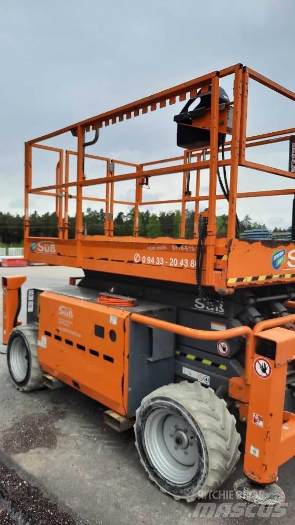 SkyJack SJ 6832 RTE Schaarhoogwerkers