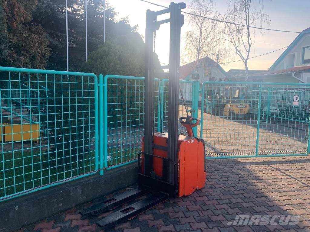 Linde L 20 V-2502 Zelfrijdende stapelaars