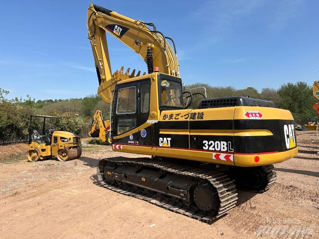 CAT 320 B Rupsgraafmachines