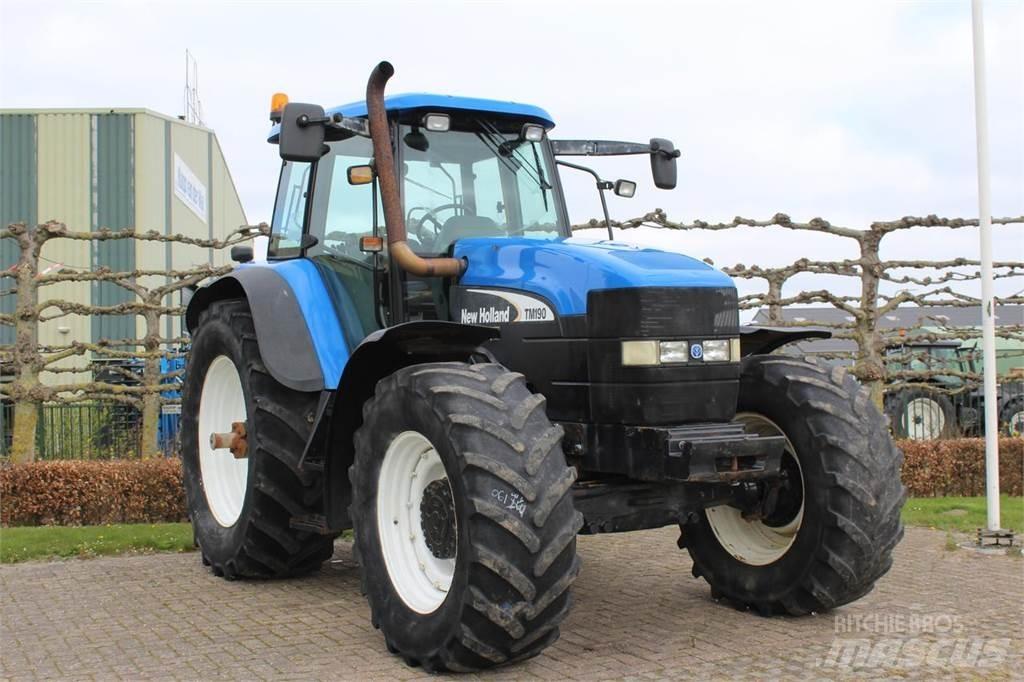 New Holland TM190 Tractoren