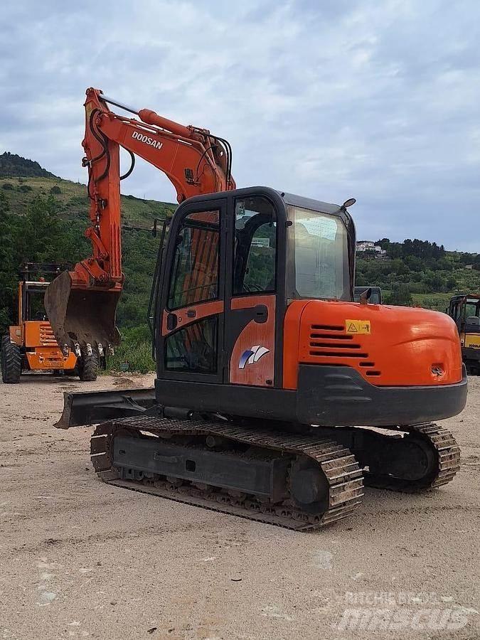 Doosan SOLAR 75V Speciale Graafmachines