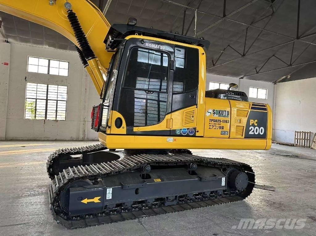 Komatsu PC 200-8 Rupsgraafmachines