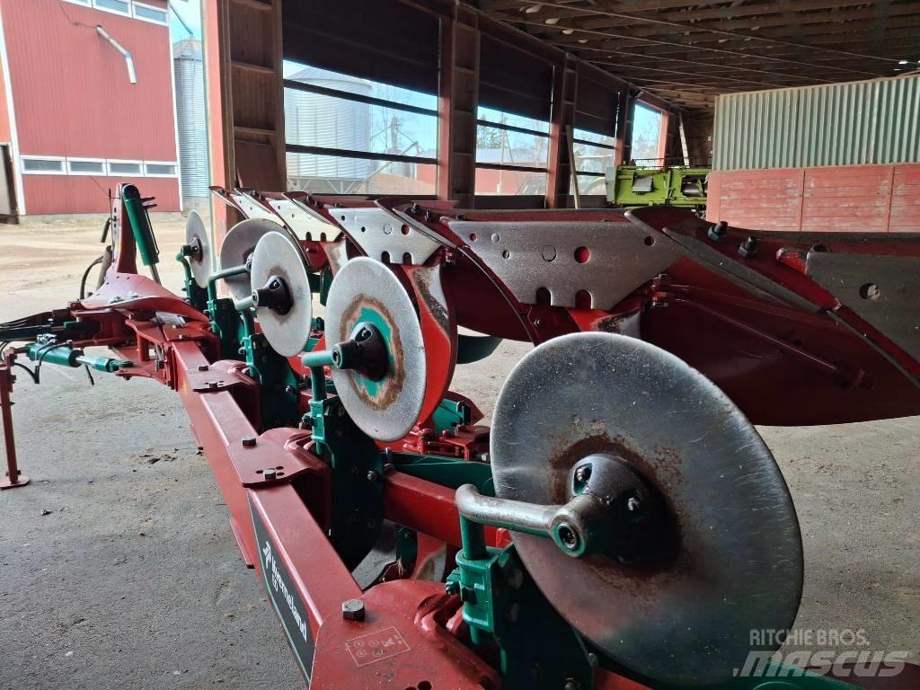 Kverneland ED85 Wentelploegen