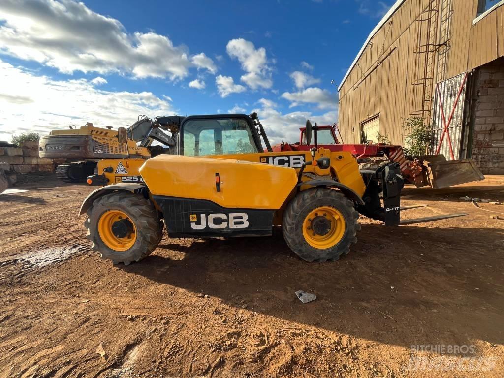 JCB 525-60 Agri plus Verreikers