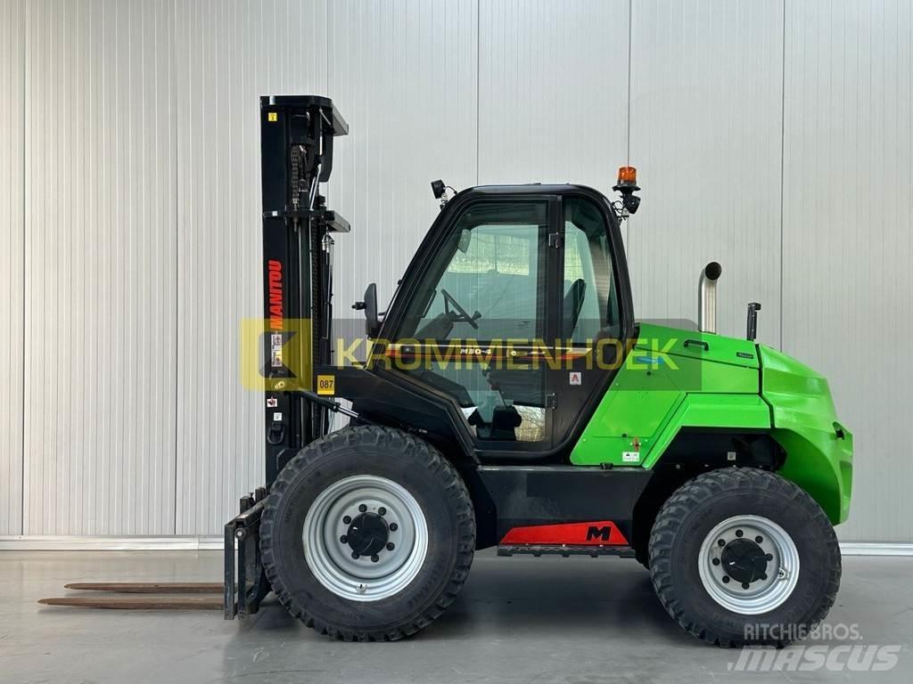Manitou M30-4 Vorkheftruck voor zwaar terrein