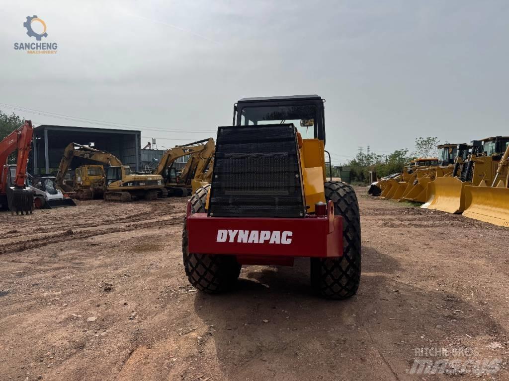 Dynapac CA 30 D Trilrolwalsen