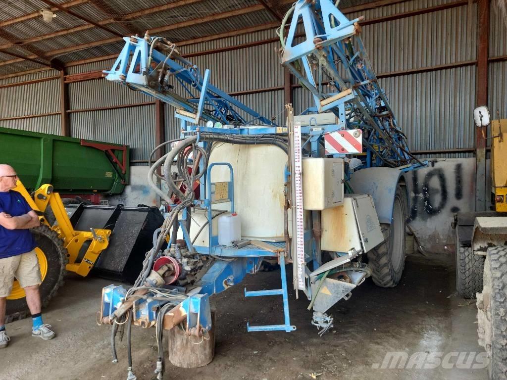 Agrio Mamut 4200 Getrokken spuitmachines
