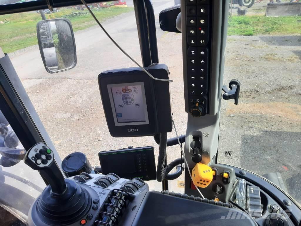 JCB Fastrac 4220 Tractoren