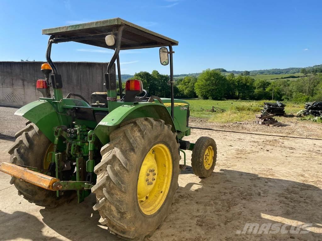 John Deere 5215 Tractoren