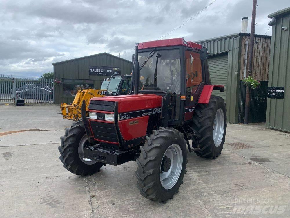 Case IH 856 XL Tractoren