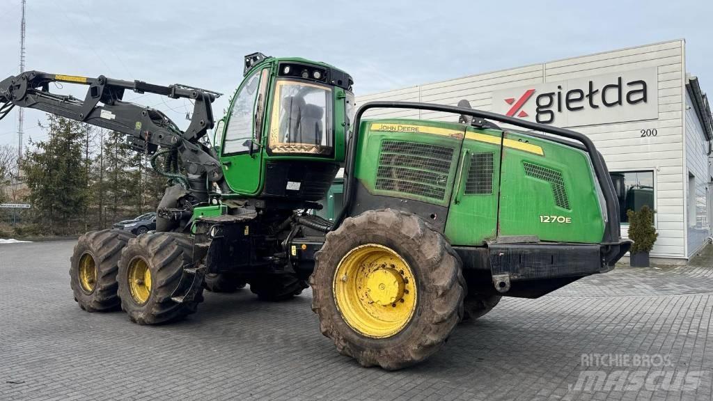 John Deere 1270 E Harvesters