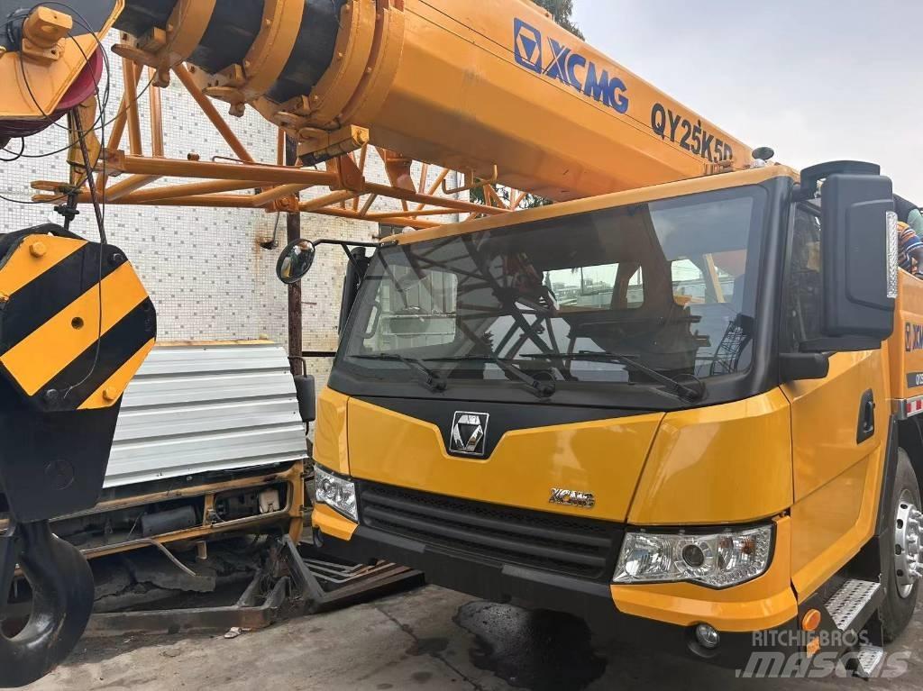 XCMG QY 25 K5D Kranen voor alle terreinen