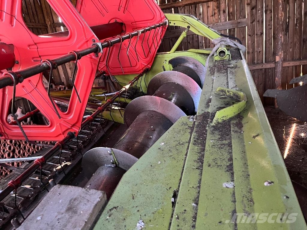 CLAAS Medion 310 Maaidorsmachines