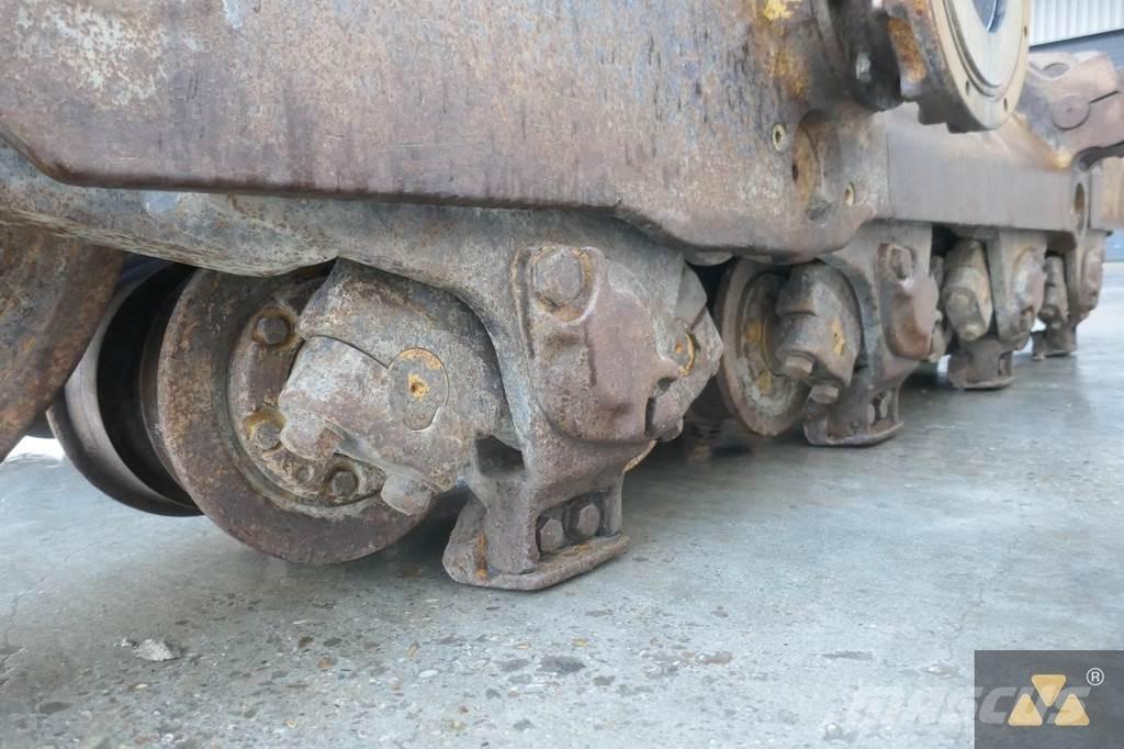 CAT 119-6057 Banden, wielen en velgen