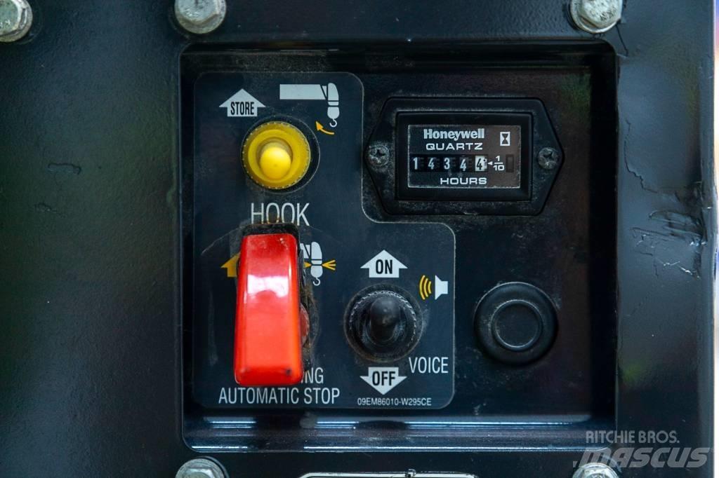 Unic URW-295-WBE Minikranen