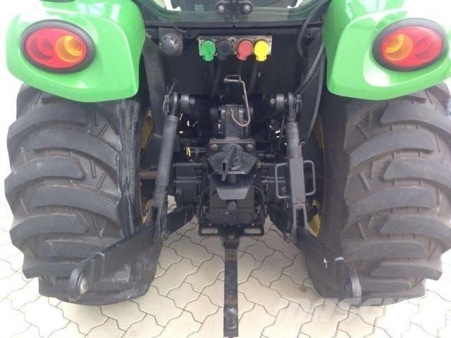 John Deere 3720 Tractoren