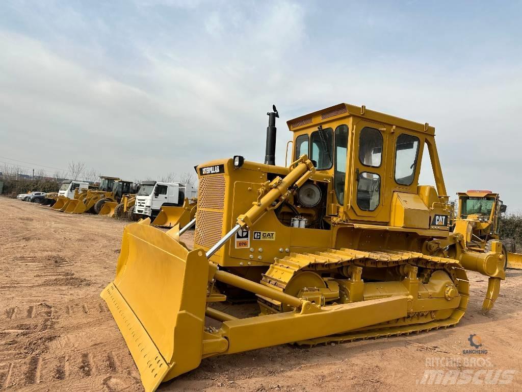 CAT D7G Rupsdozers
