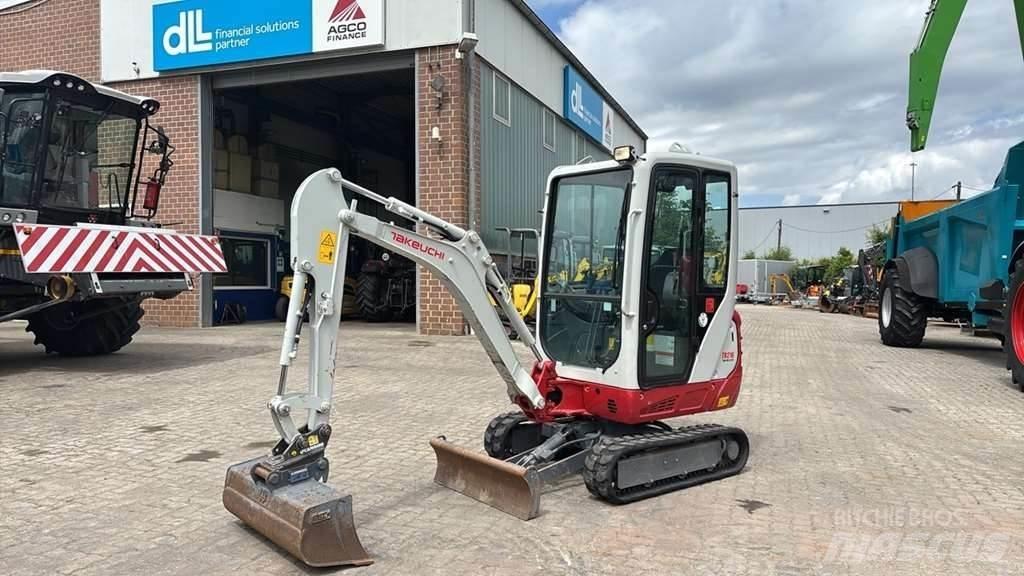 Takeuchi TB216 A Minigraafmachines < 7t