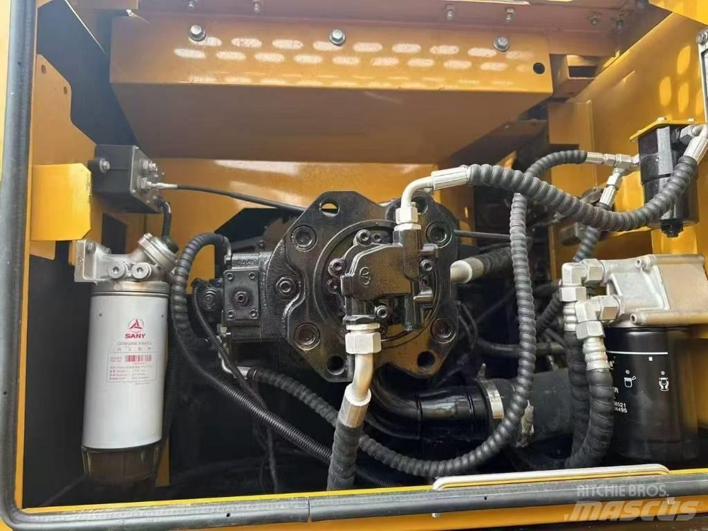Sany 215C Rupsgraafmachines