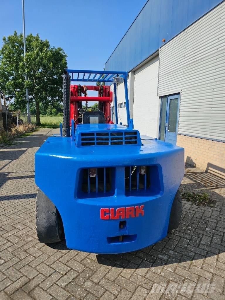 Clark DPH 70 Diesel heftrucks