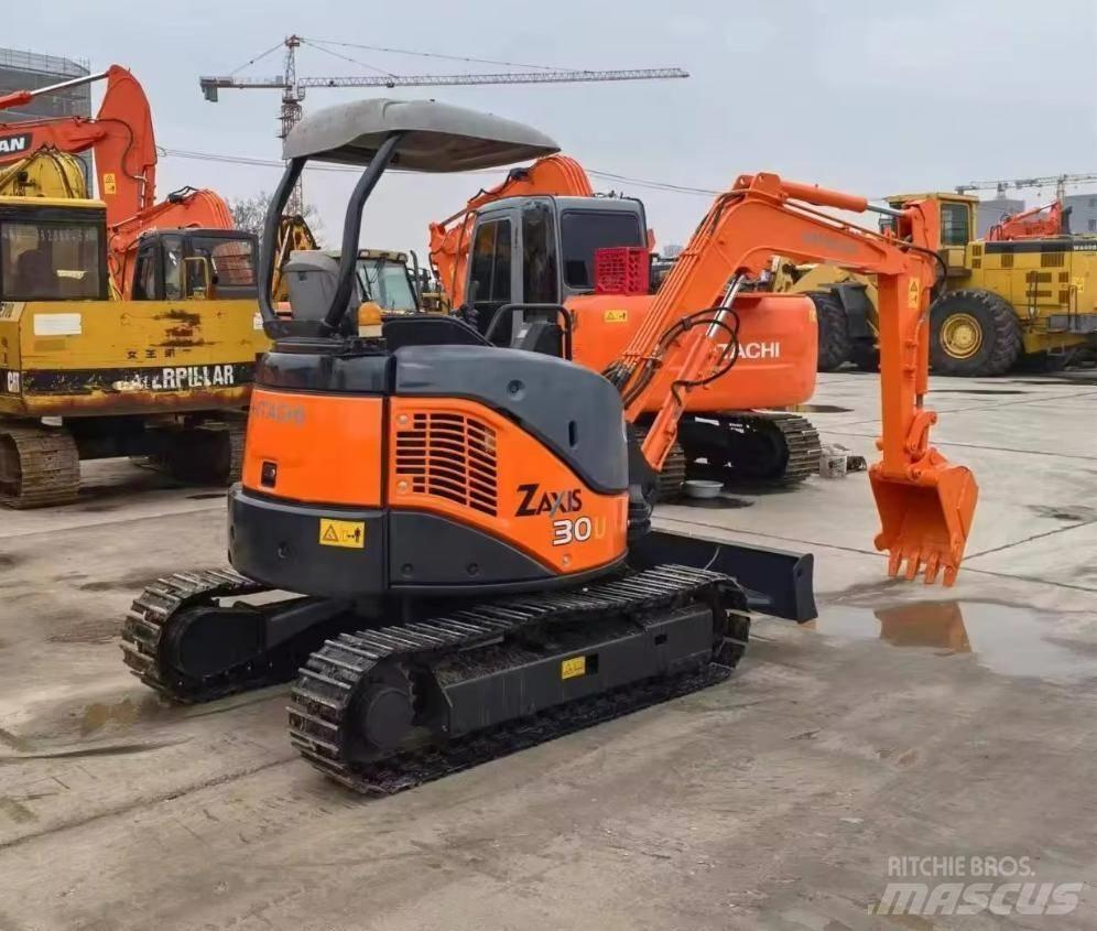 Hitachi ZX 30 U Minigraafmachines < 7t