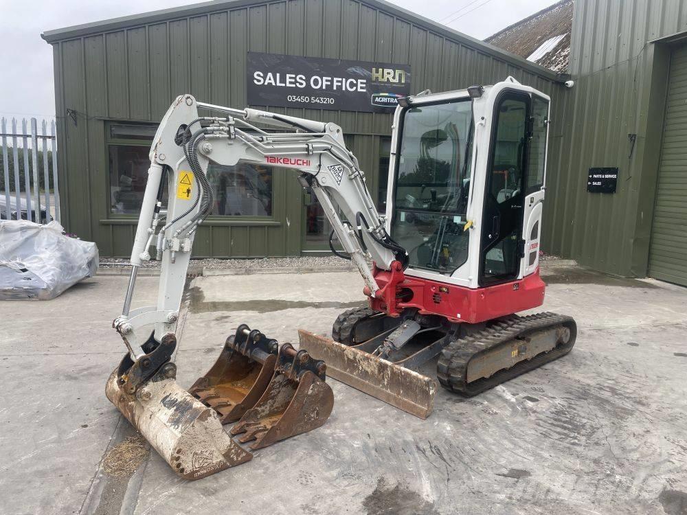 Takeuchi TB 325 R Minigraafmachines < 7t