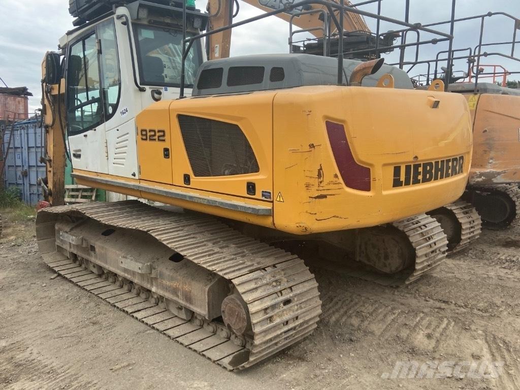 Liebherr R 922 Rupsgraafmachines