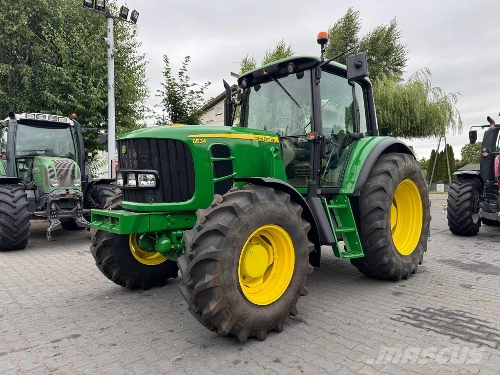 John Deere 6534 Tractoren