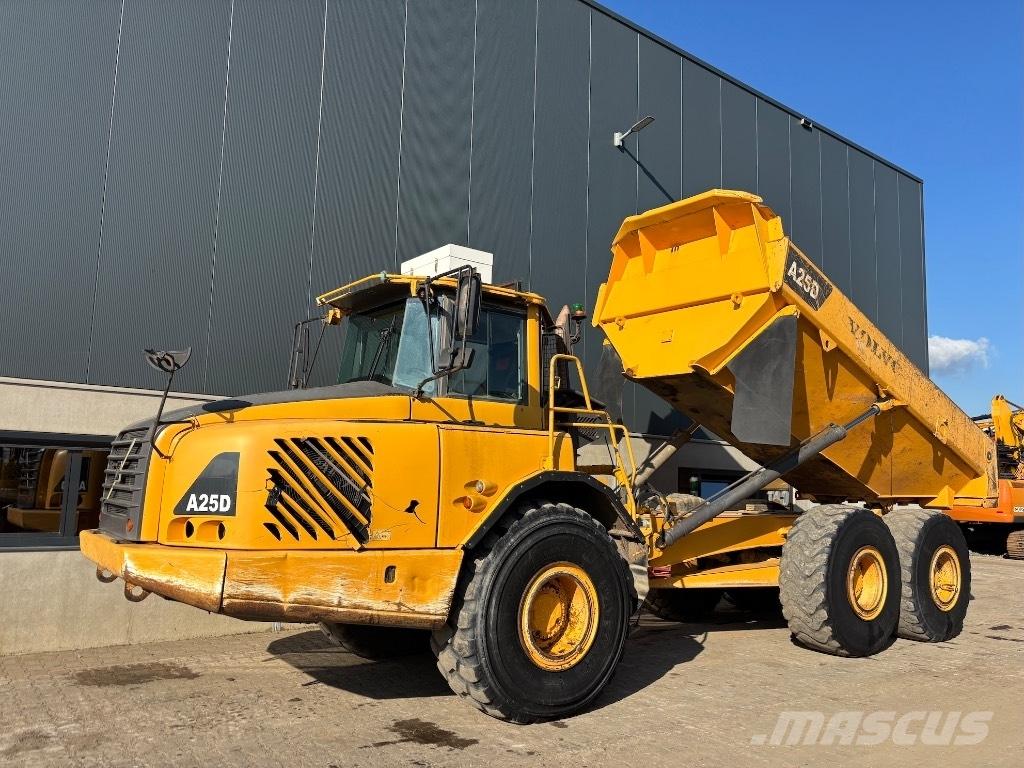 Volvo A 25 D Knik dumptrucks