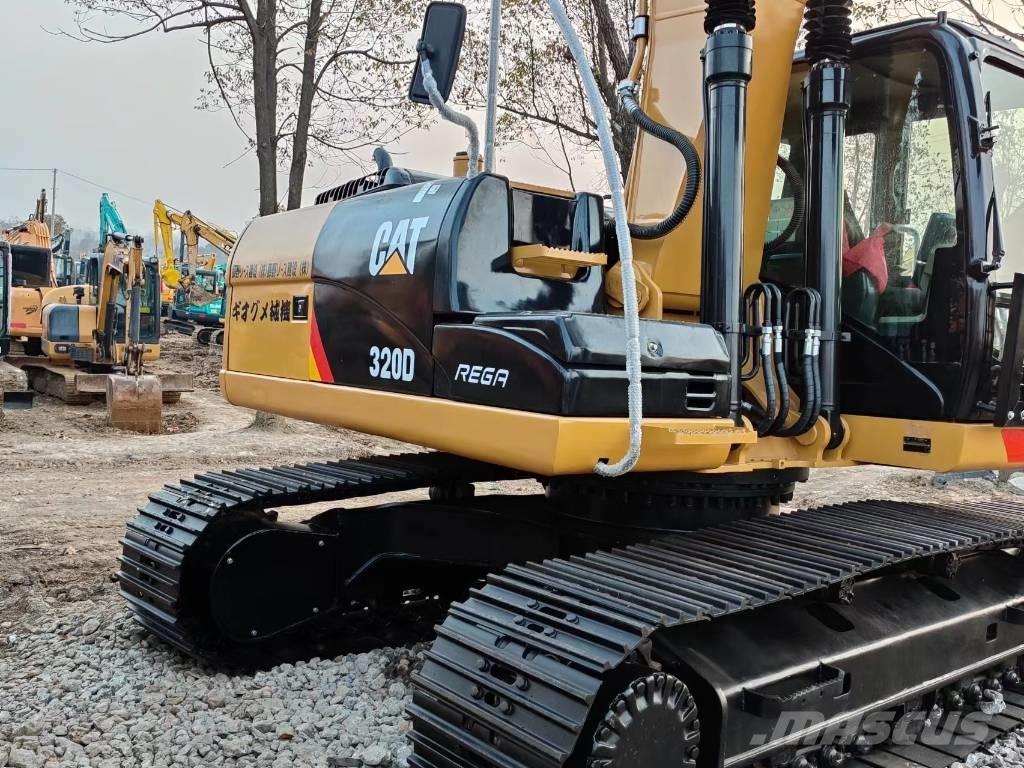 CAT 320 D Rupsgraafmachines