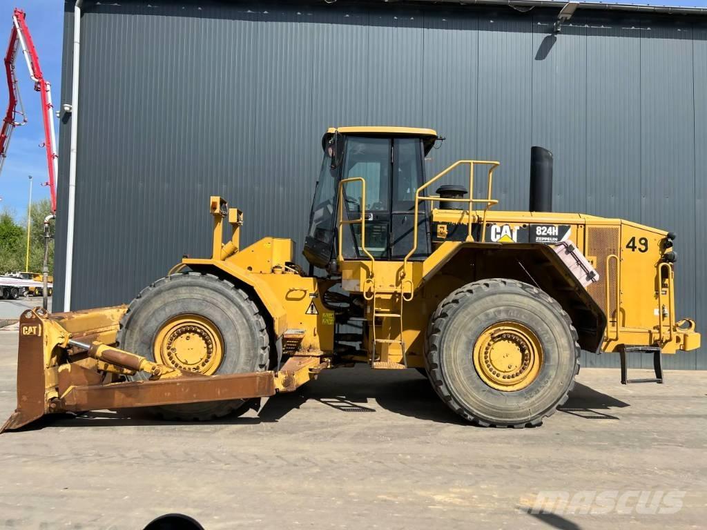 CAT 824H Rupsdozers