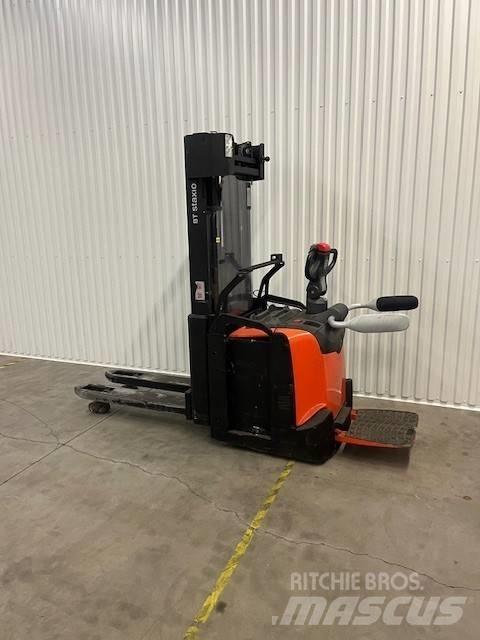 BT SPE 160 L Meeloop stapelaar