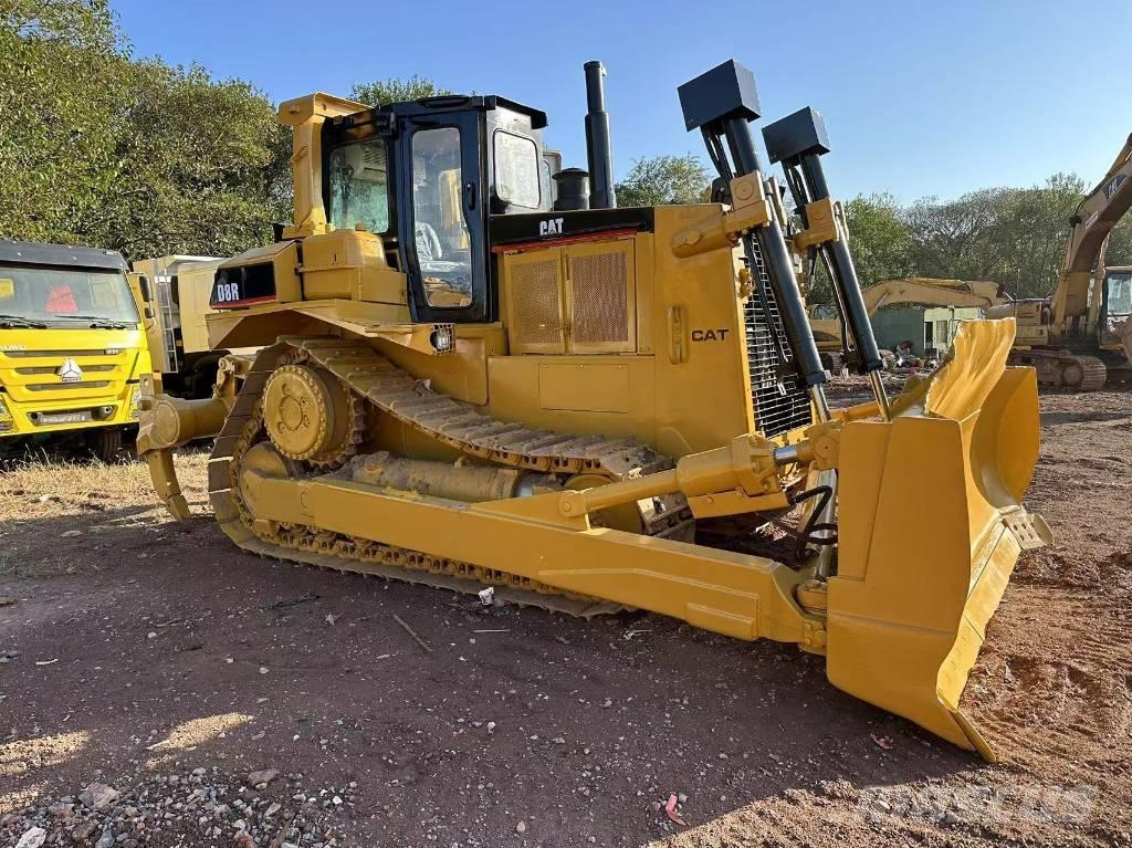 CAT D8R Rupsdozers