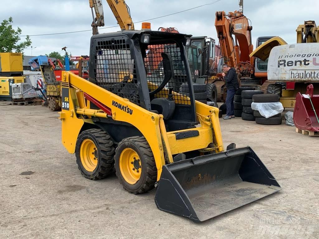 Komatsu SK 510 Schrankladers