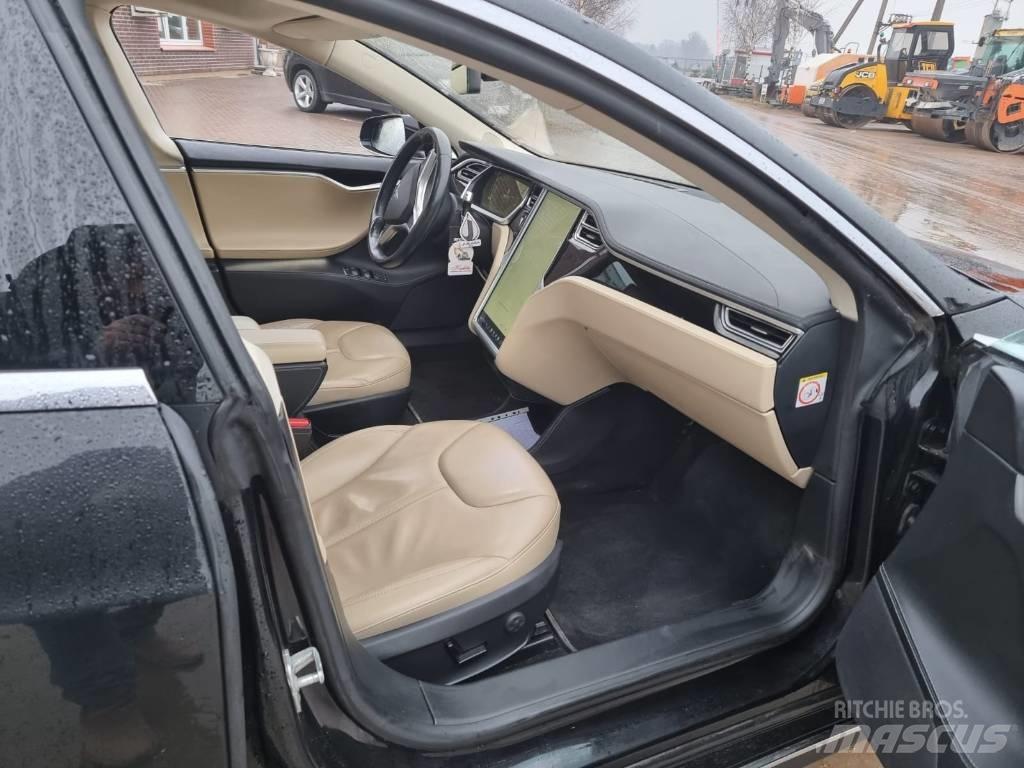 Tesla Model S P85 Auto's