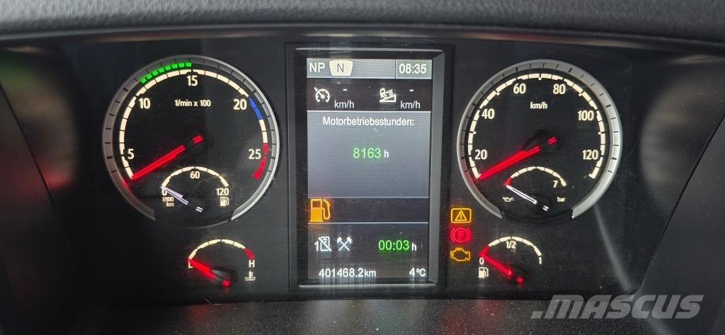 Scania R 580 LA 8x4 Trekkers