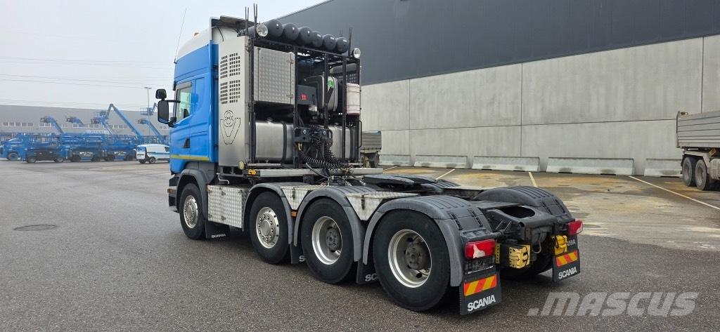 Scania R 580 LA 8x4 Trekkers