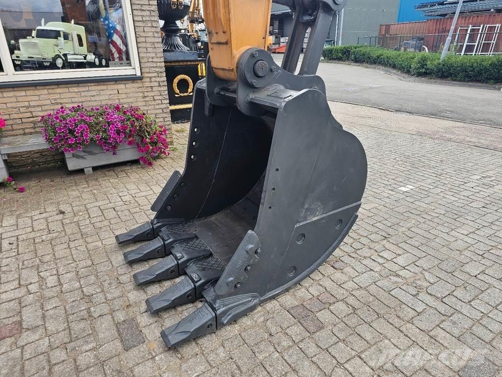 CASE CX220C Rupsgraafmachines