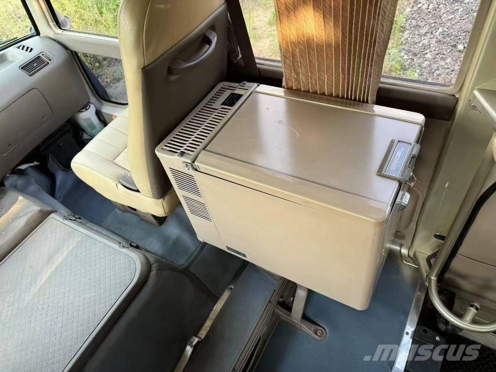 Toyota Coaster Bus Minibussen