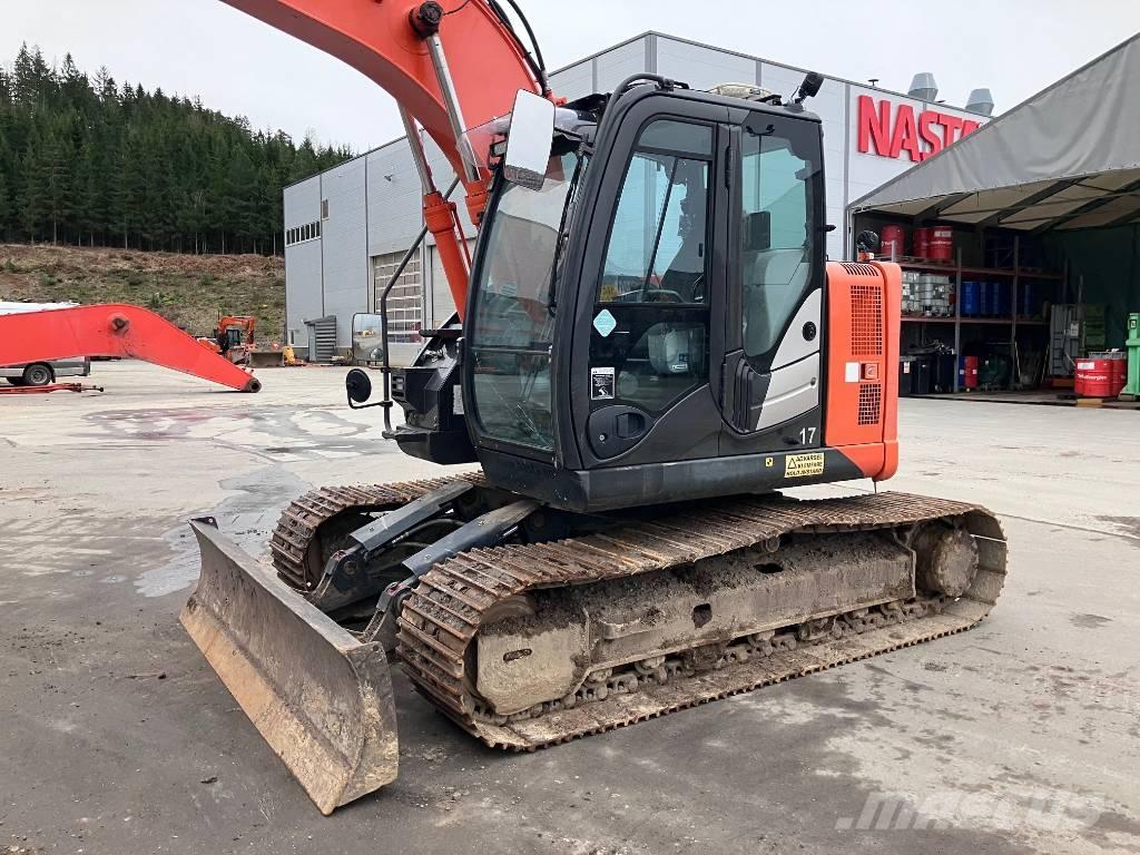 Hitachi ZX 135 US-5 Rupsgraafmachines