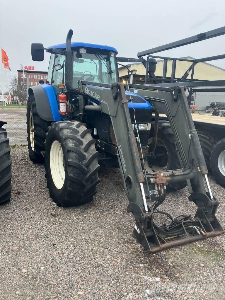 New Holland TM 175 Tractoren