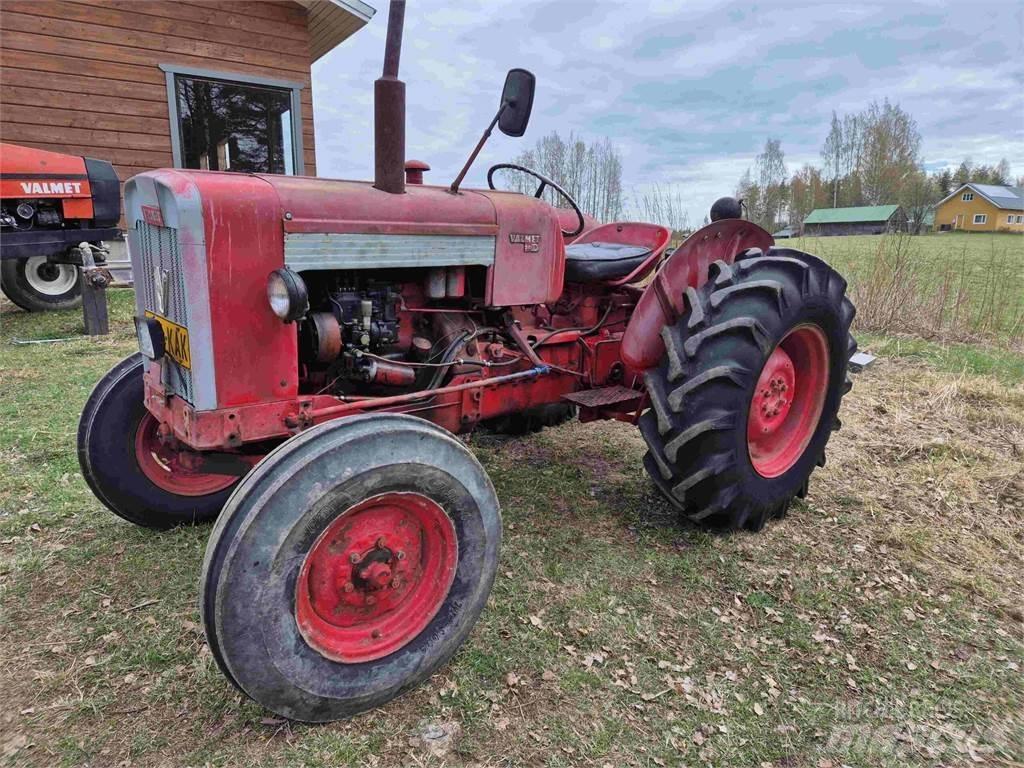 Valmet 361D Tractoren