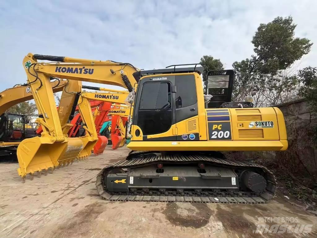 Komatsu PC 200-8 Rupsgraafmachines