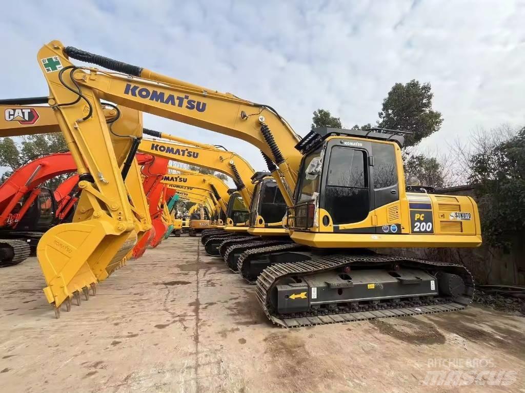 Komatsu PC 200-8 Rupsgraafmachines