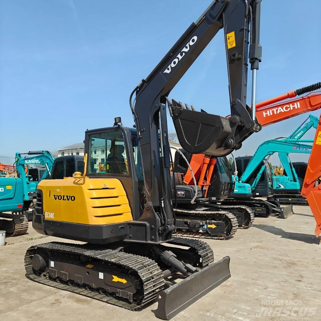 Volvo 60 Rupsgraafmachines