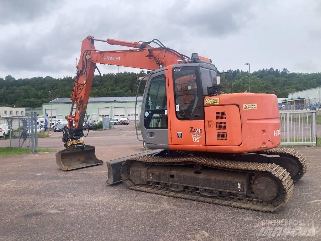 Hitachi ZX 135 US Rupsgraafmachines