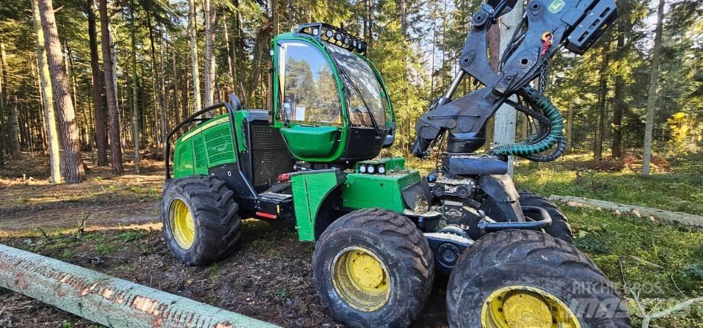 John Deere 1270 G Harvesters