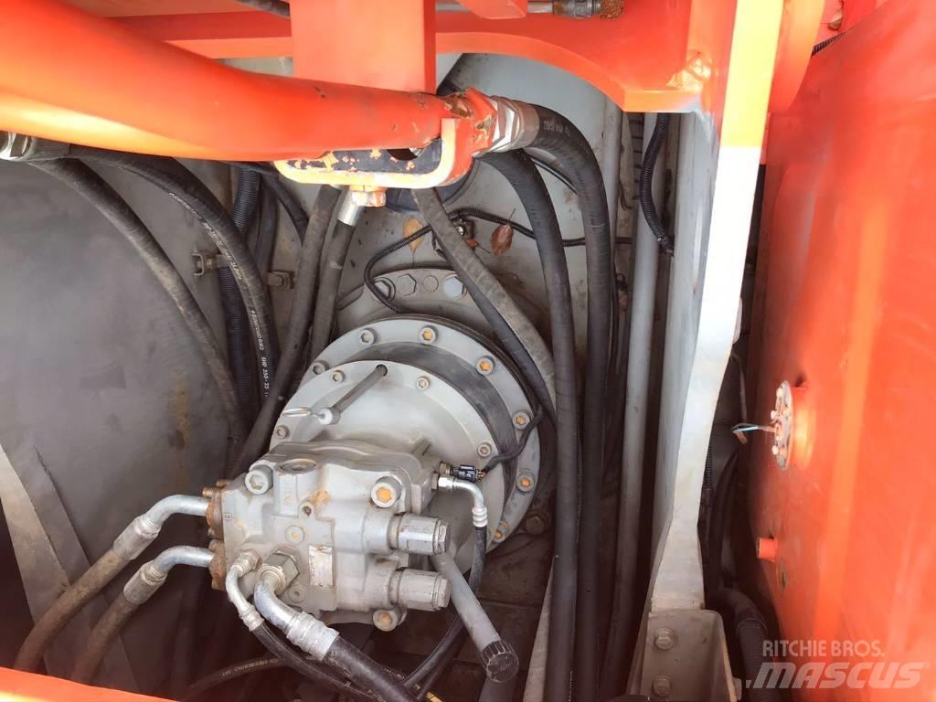 Hitachi zx210 Rupsgraafmachines