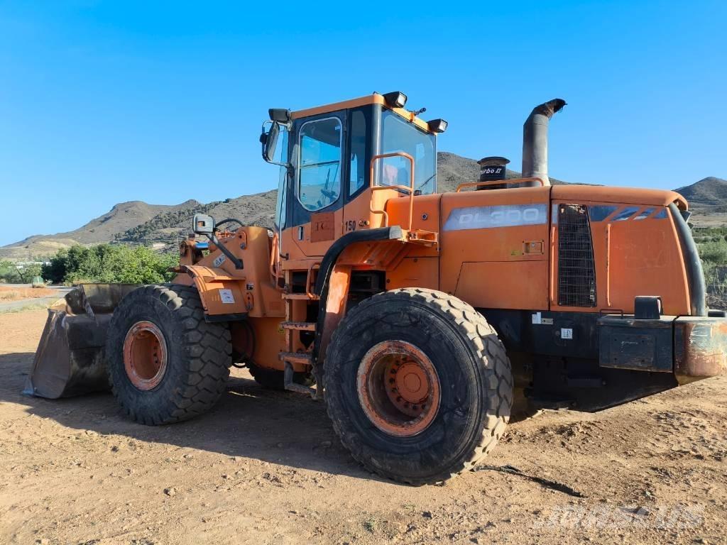 Doosan DL 300 Wielladers