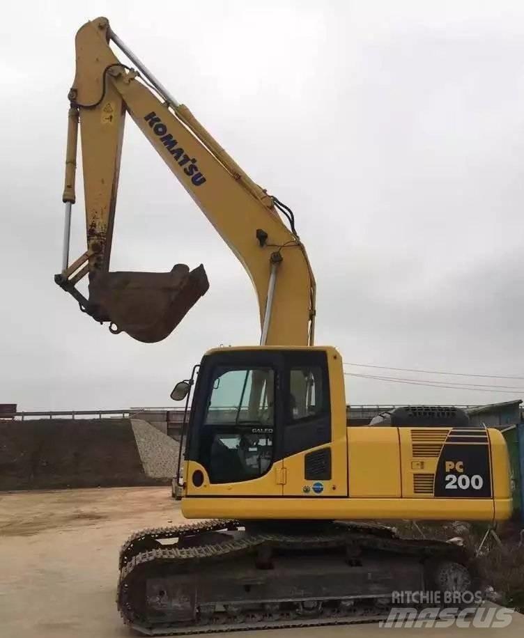 Komatsu PC 200-8 Rupsgraafmachines